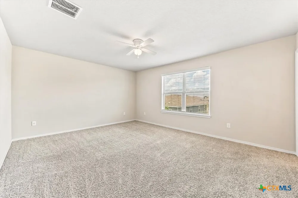 2521 Ayers Drive Seguin, TX 78155