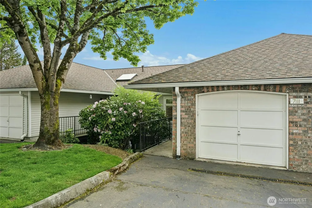 7111 134th Court SE #D3 Newcastle, WA 98059
