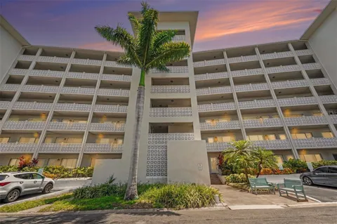 1235 S HIGHLAND AVENUE #5-703