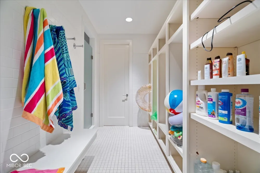 3555 Sedgemoor Circle Carmel, IN 46032