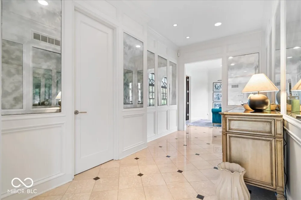 3555 Sedgemoor Circle Carmel, IN 46032