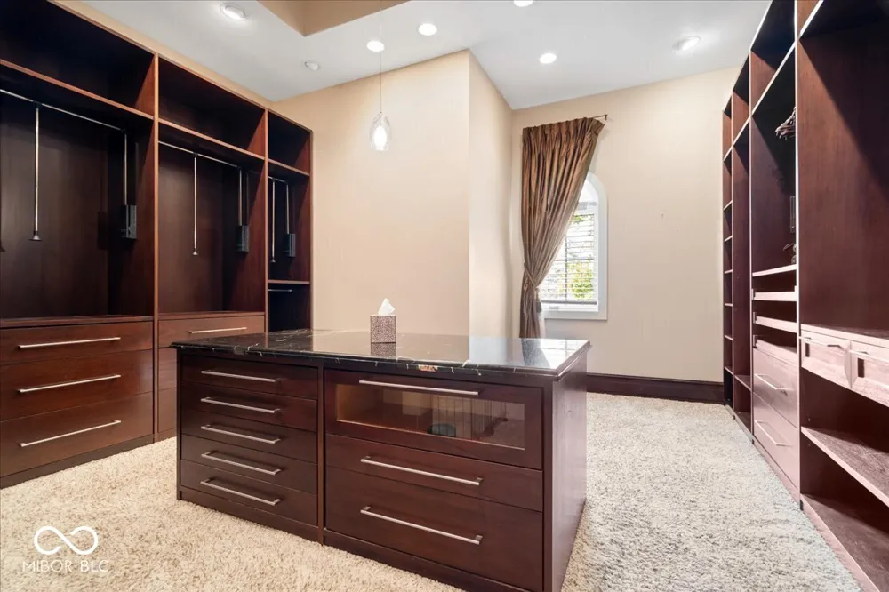 3555 Sedgemoor Circle Carmel, IN 46032