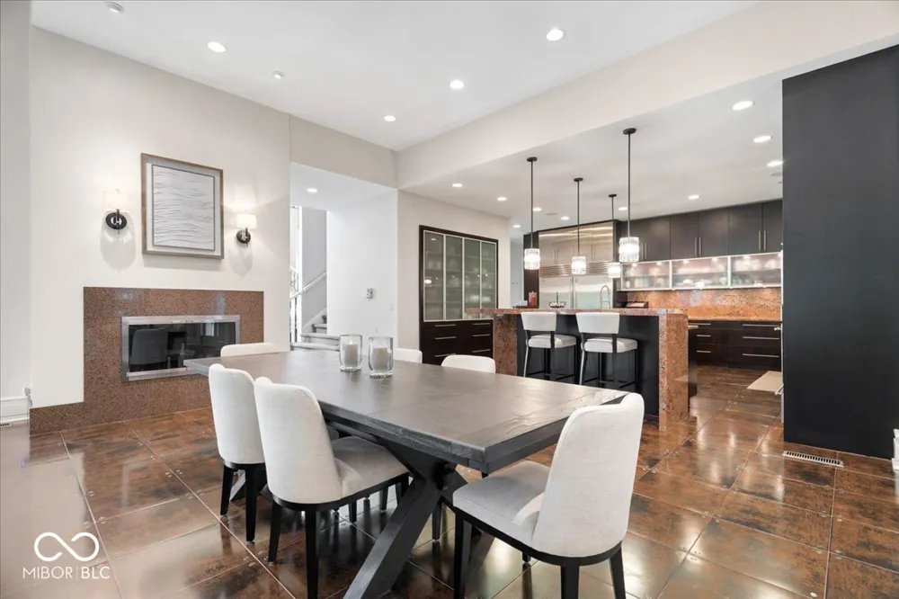 3555 Sedgemoor Circle Carmel, IN 46032