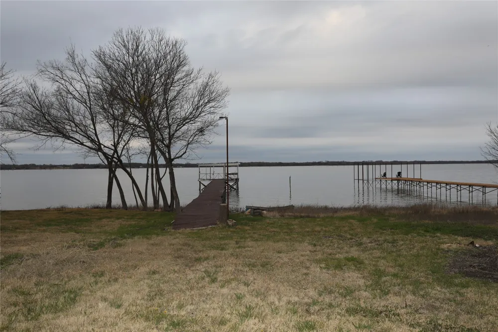 1020 Crazy Horse Quinlan, TX 75474
