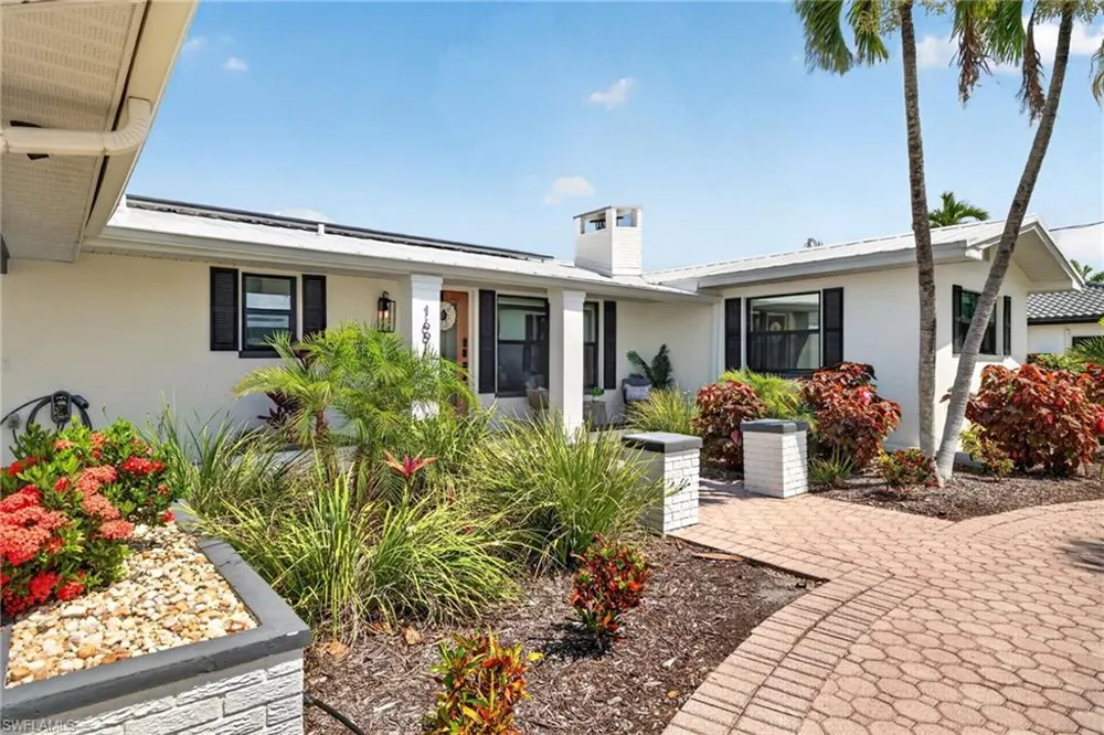 169 Ibis Street Fort Myers Beach, FL 33931