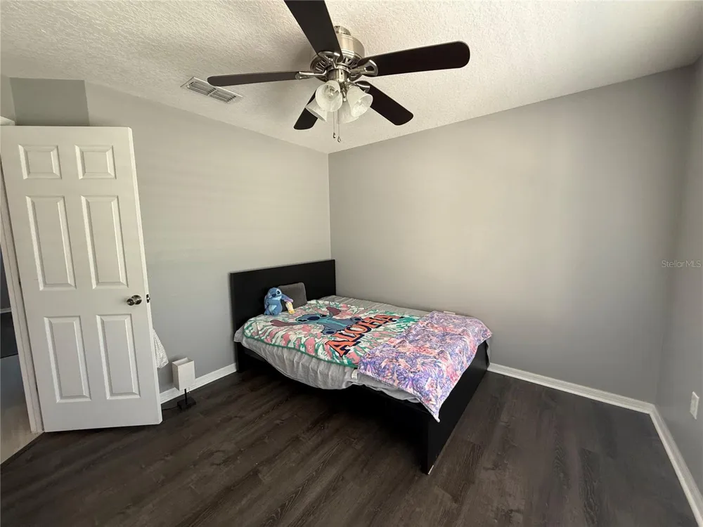 16212 COOPERS HAWK AVENUE Clermont, FL 34714