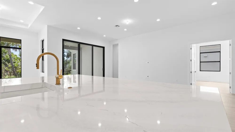 13294 Artisan Circle Palm Beach Gardens, FL 33418