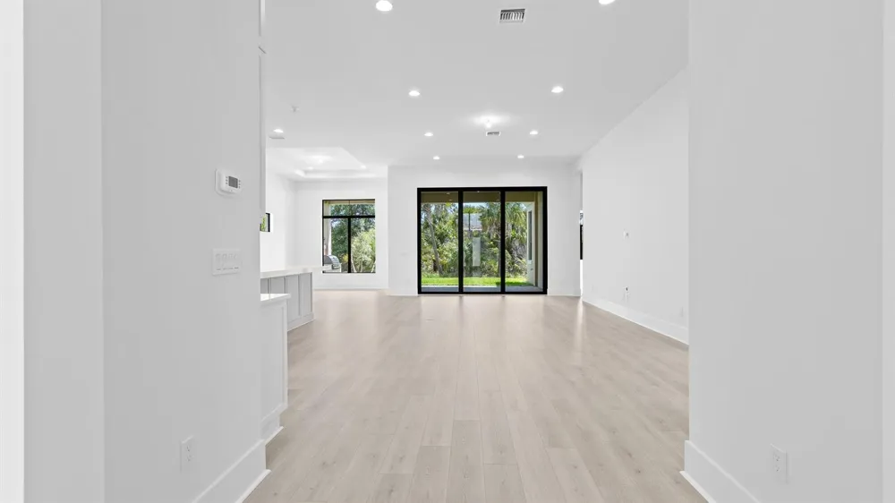 13294 Artisan Circle Palm Beach Gardens, FL 33418