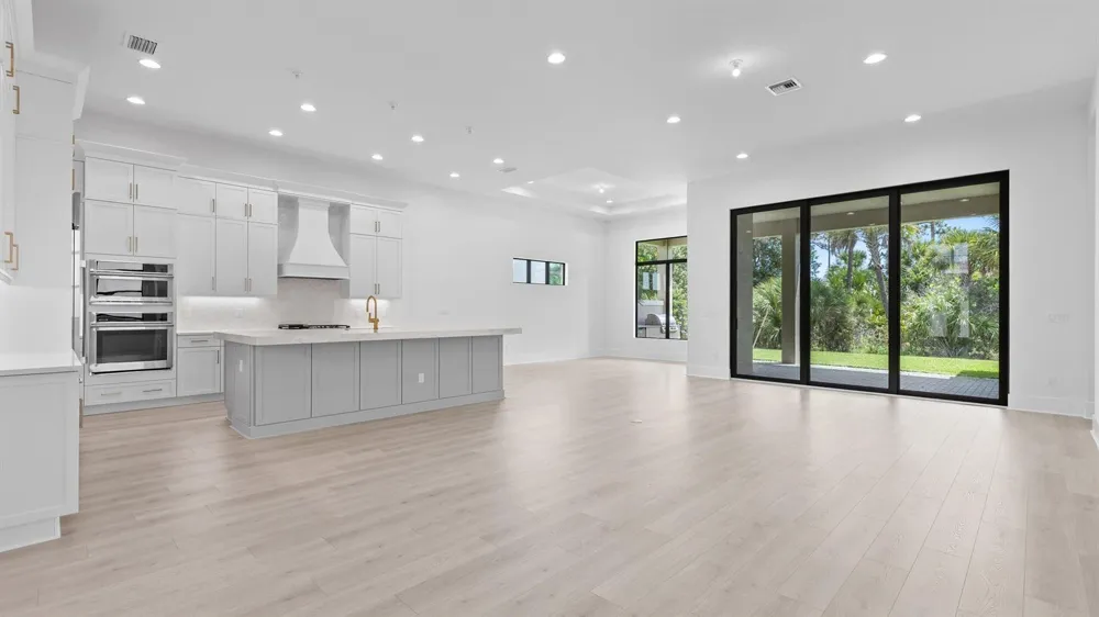 13294 Artisan Circle Palm Beach Gardens, FL 33418
