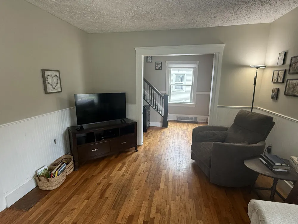 227 Bowen Street Jackson City, MI 49202