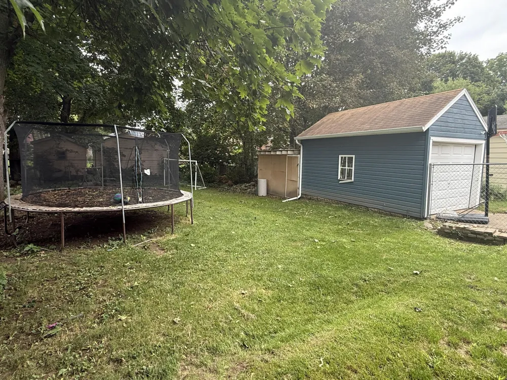 227 Bowen Street Jackson City, MI 49202
