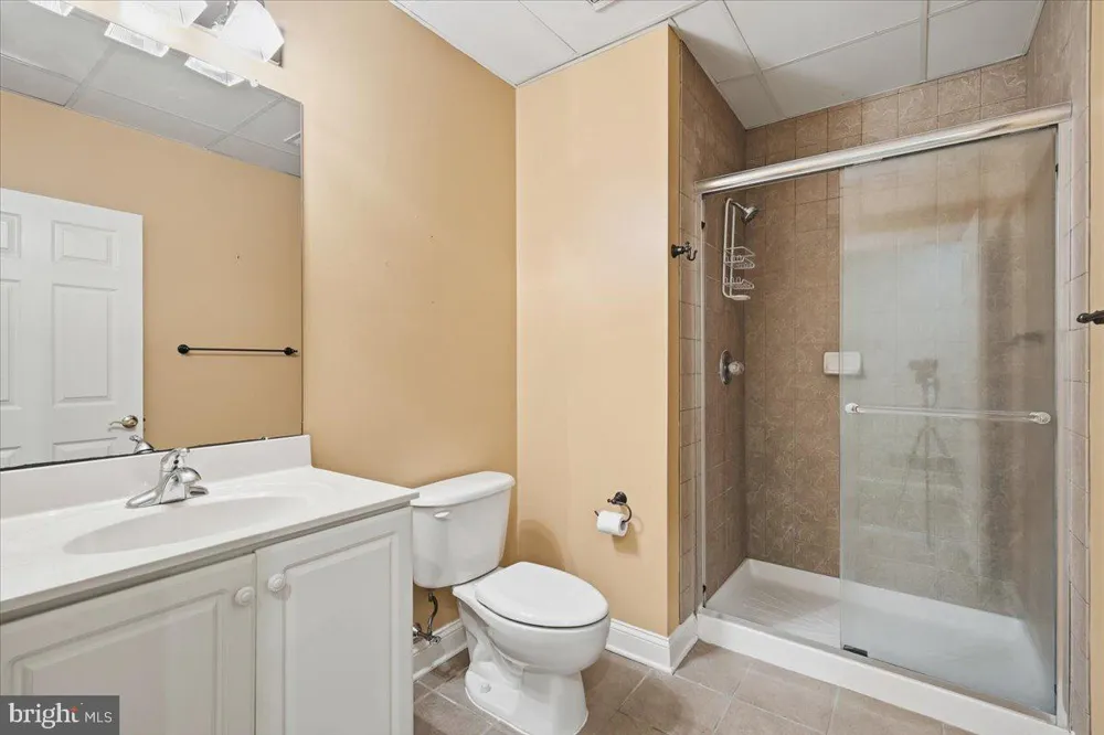 142 SILVER TAIL LANE New Hope, PA 18938