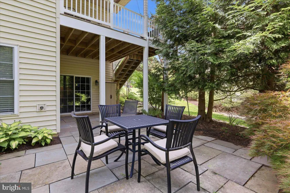 142 SILVER TAIL LANE New Hope, PA 18938