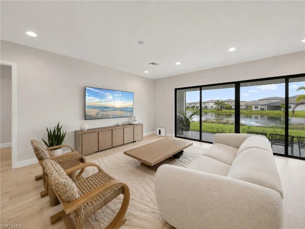 20534 Fair Oak Lane Estero, FL 33928