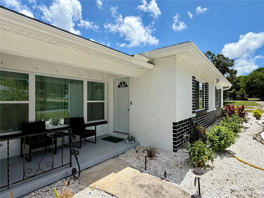 1109 S BETTY LANE Clearwater, FL 33756
