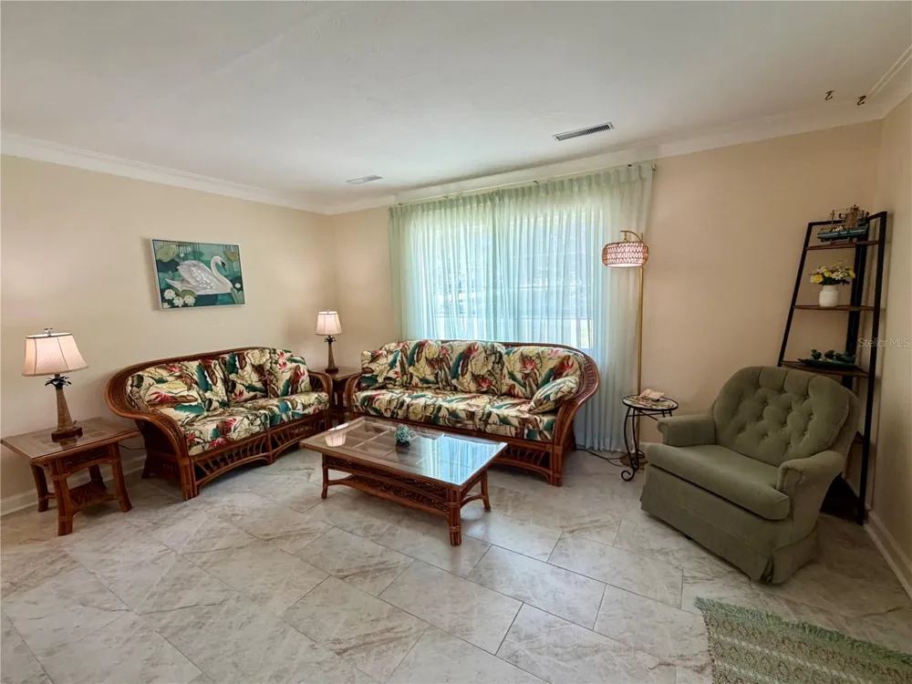 1109 S BETTY LANE Clearwater, FL 33756