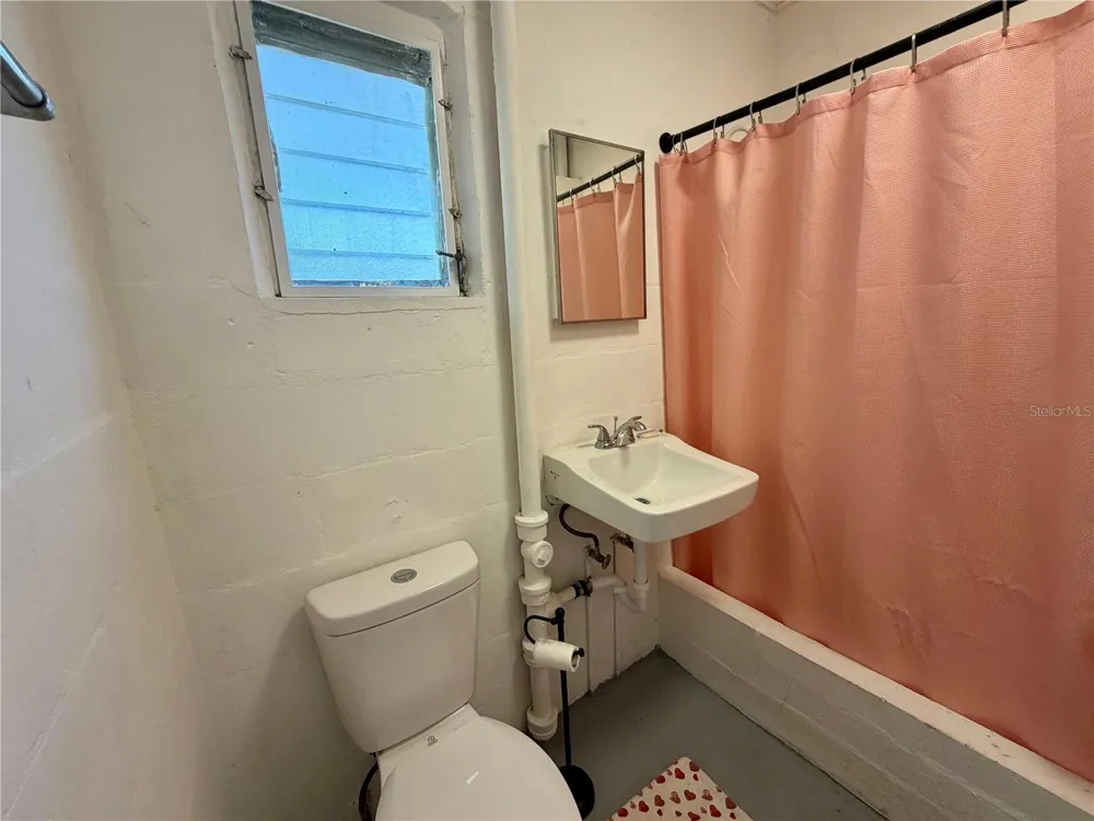 1109 S BETTY LANE Clearwater, FL 33756