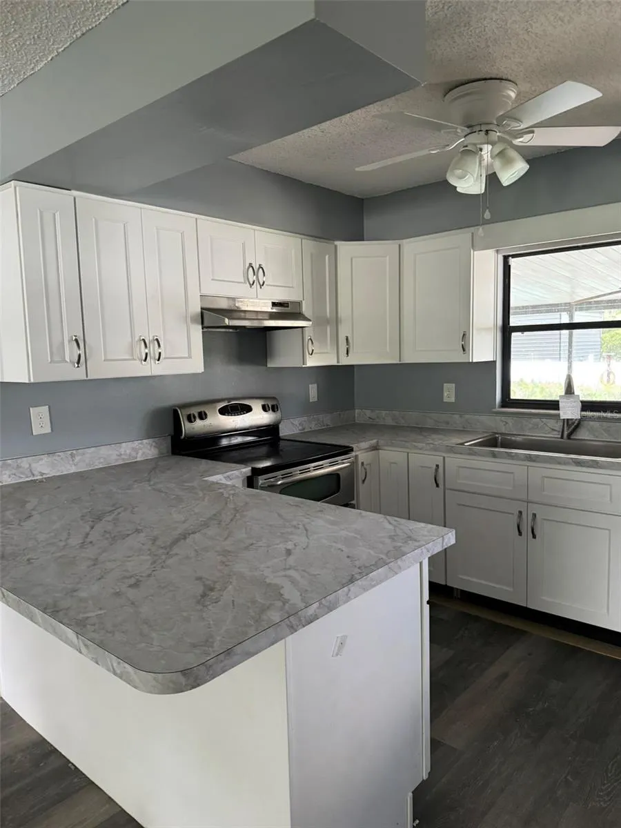 38745 CAMBRIDGE DRIVE Zephyrhills, FL 33540