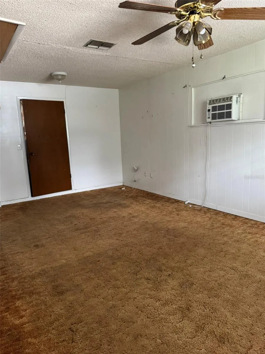 38745 CAMBRIDGE DRIVE Zephyrhills, FL 33540