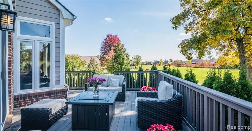 59700 Glacier Court Washington Township, MI 48094