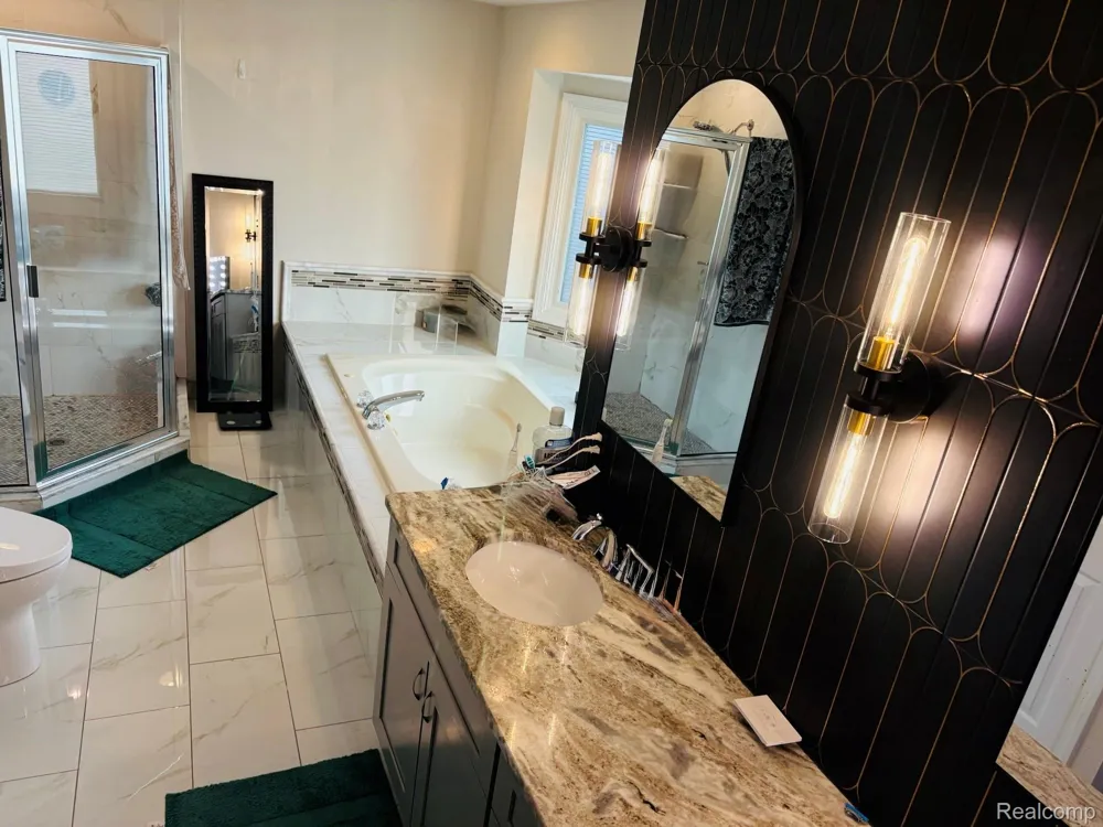 59700 Glacier Court Washington Township, MI 48094