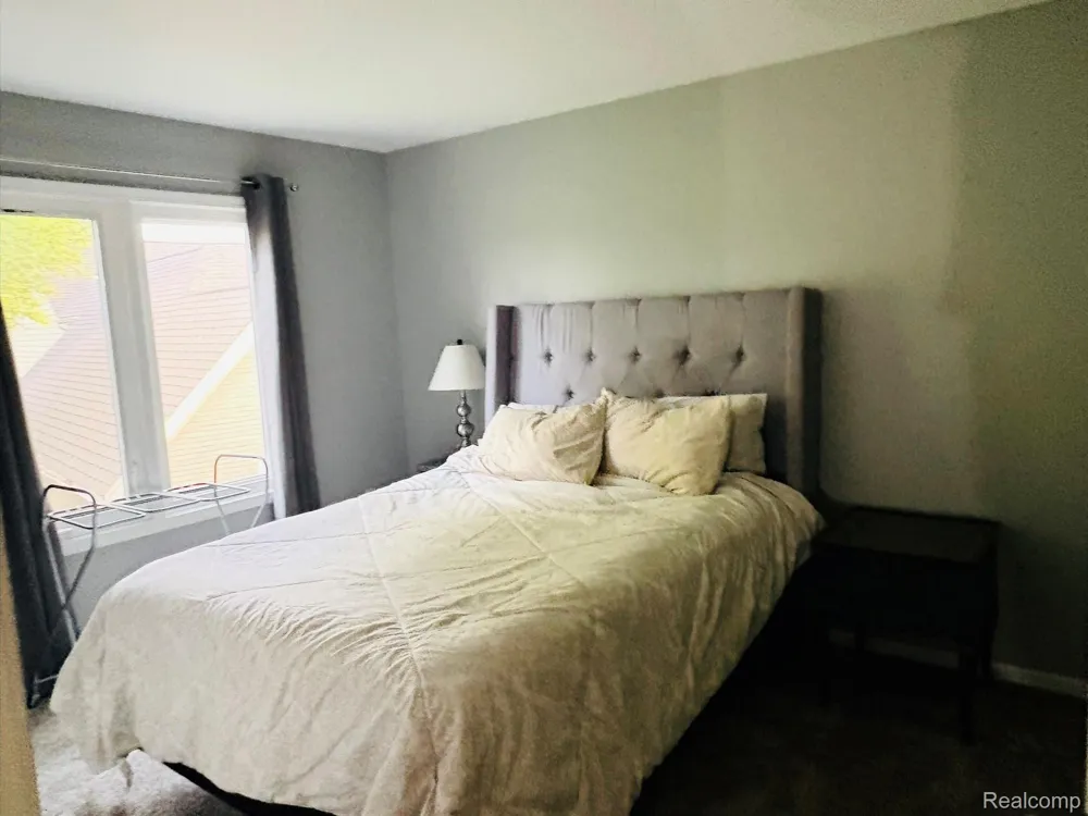 59700 Glacier Court Washington Township, MI 48094