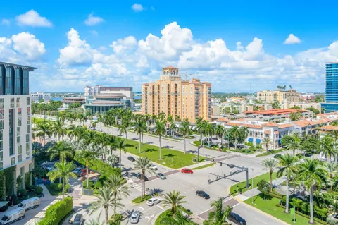 550 OKEECHOBEE BOULEVARD #1118