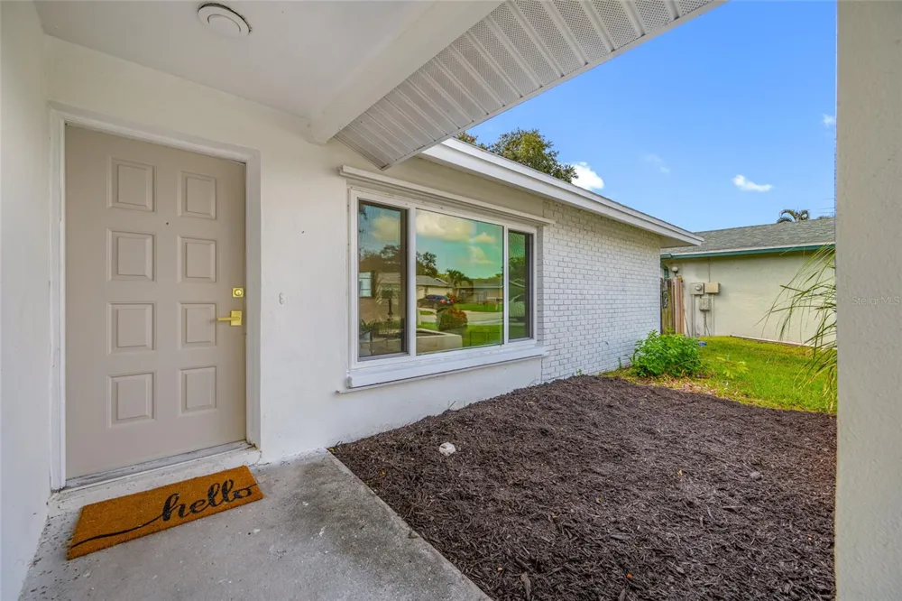 6853 SANDWATER TRAIL Pinellas Park, FL 33781