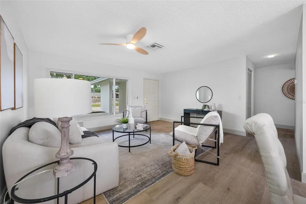 6853 SANDWATER TRAIL Pinellas Park, FL 33781