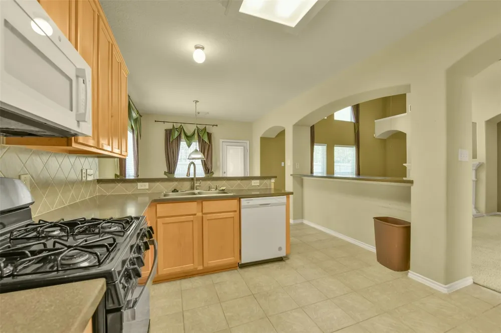 2221 Silvercreek Court Deer Park, TX 77536