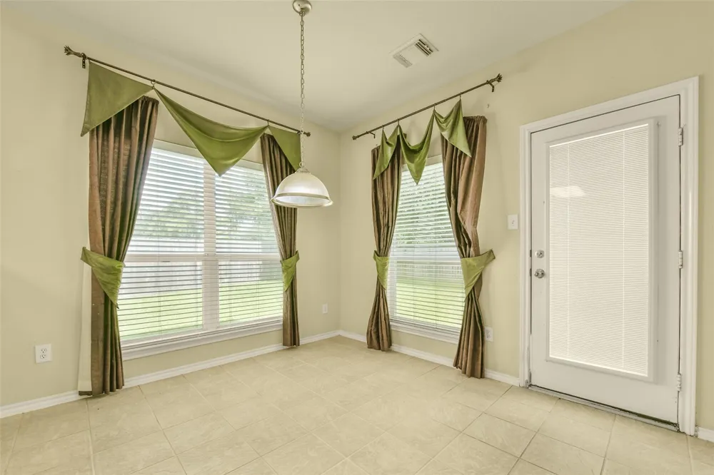 2221 Silvercreek Court Deer Park, TX 77536