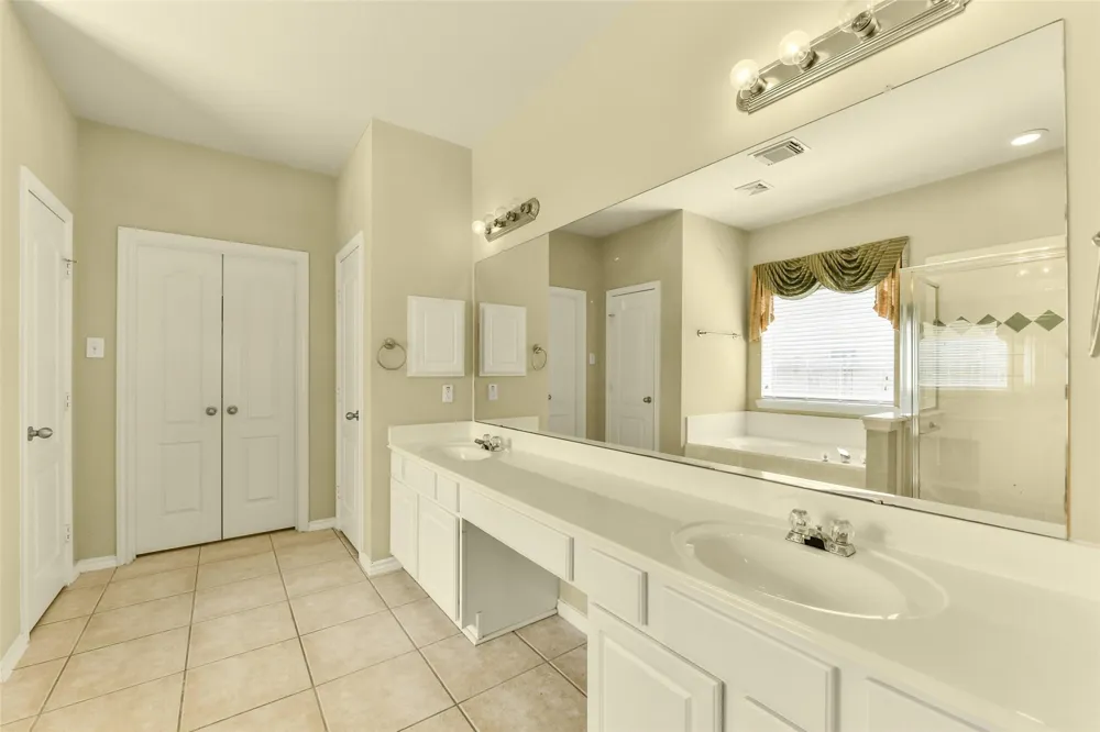 2221 Silvercreek Court Deer Park, TX 77536