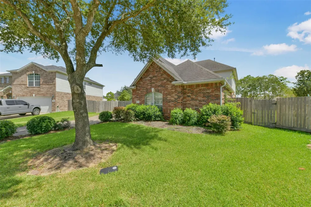 2221 Silvercreek Court Deer Park, TX 77536