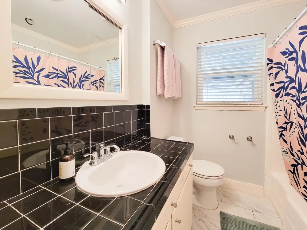 4405 W 43rd Street Houston, TX 77092