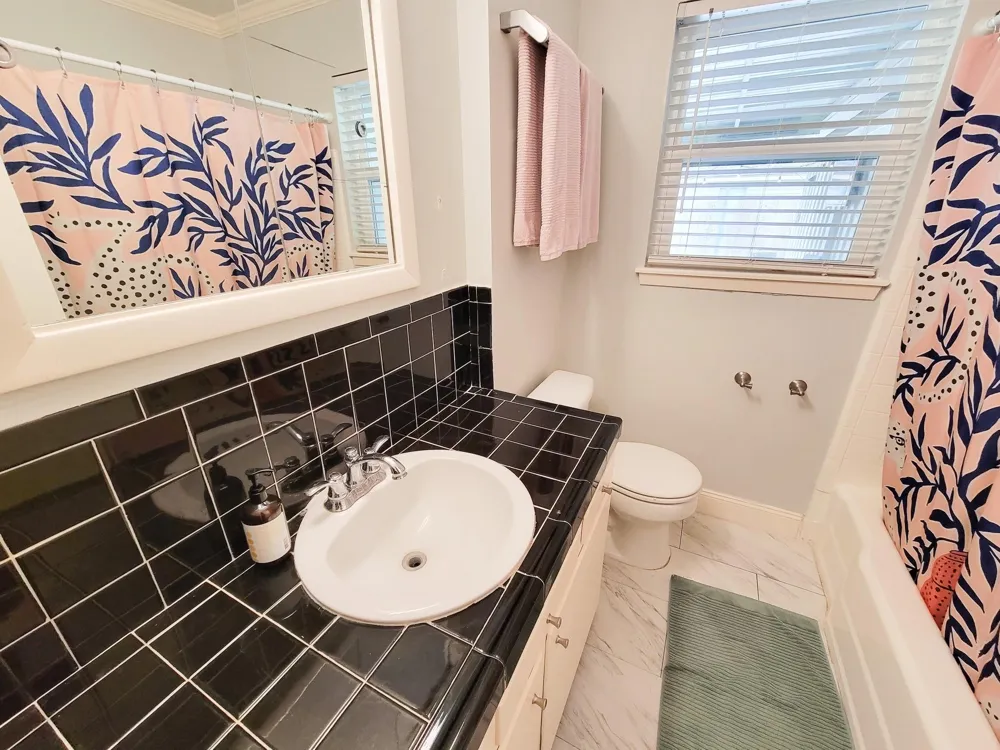 4405 W 43rd Street Houston, TX 77092