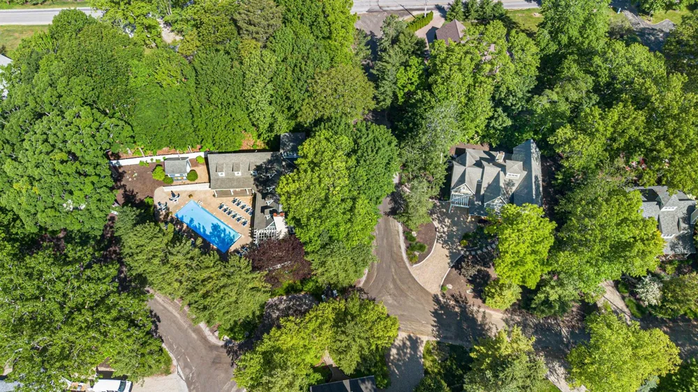 9900 Cottage Lane Union Pier, MI 49129