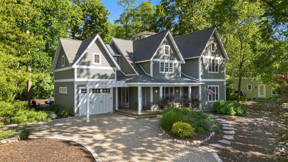 9900 Cottage Lane Union Pier, MI 49129