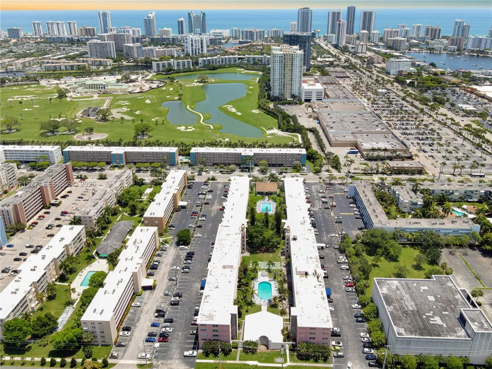 180 NE 12th Ave #18 Hallandale Beach, FL 33009