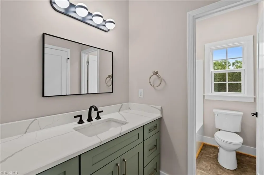 3492 Waterway Drive Pfafftown, NC 27040