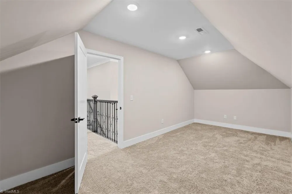 3492 Waterway Drive Pfafftown, NC 27040