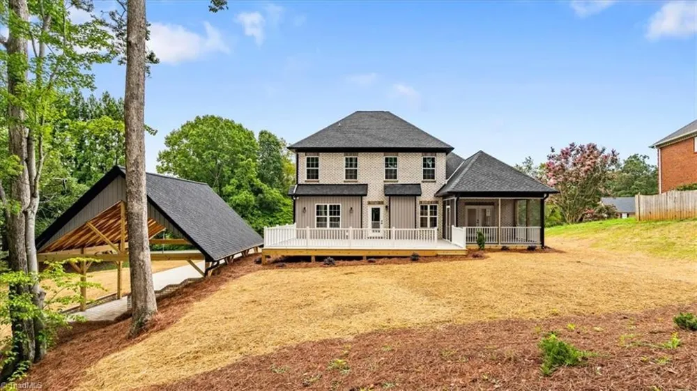 3492 Waterway Drive Pfafftown, NC 27040