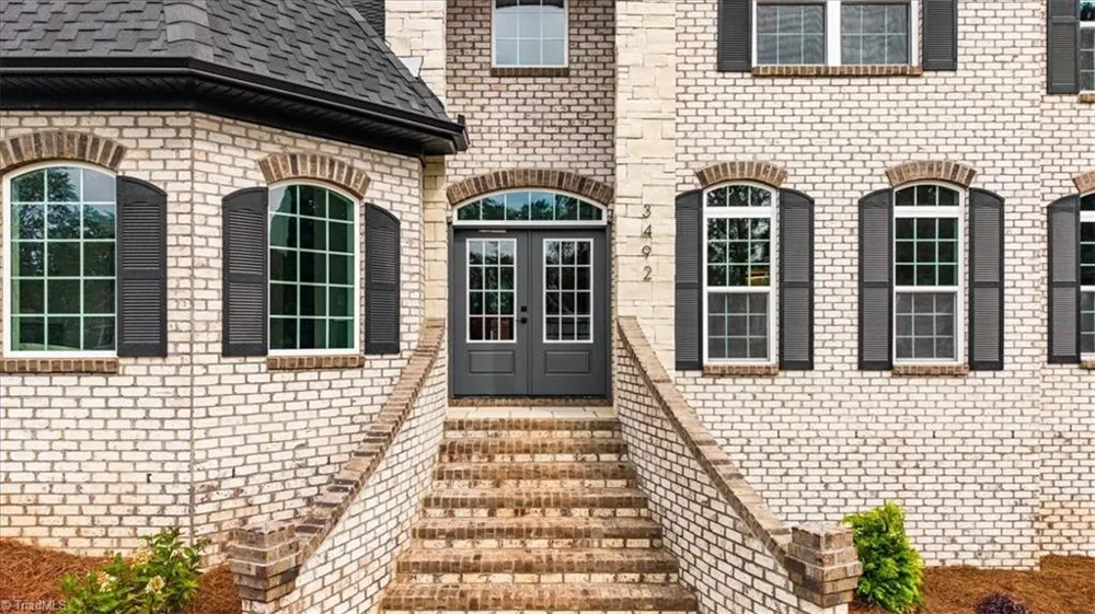 3492 Waterway Drive Pfafftown, NC 27040