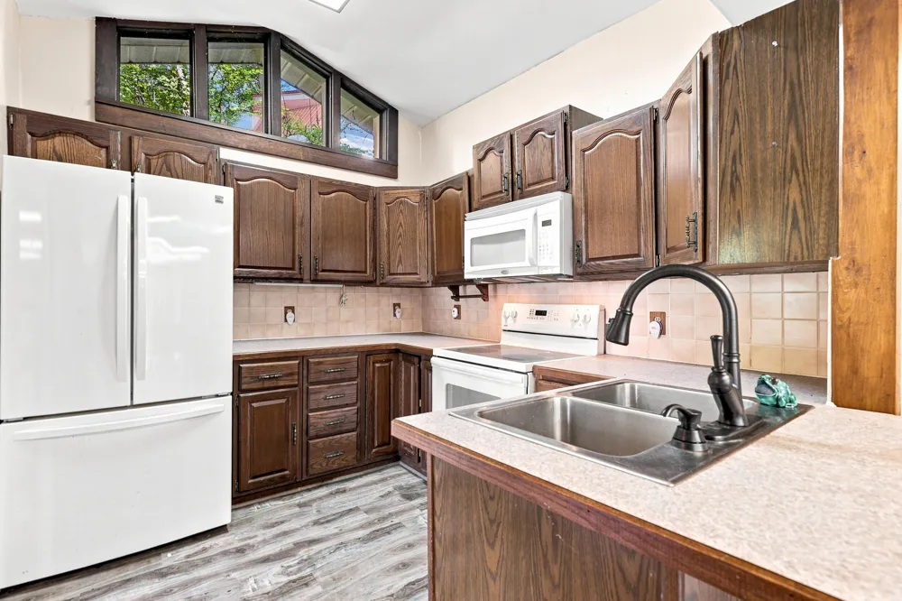 18934 Hillview Boulevard Chippewa Township, MI 49305