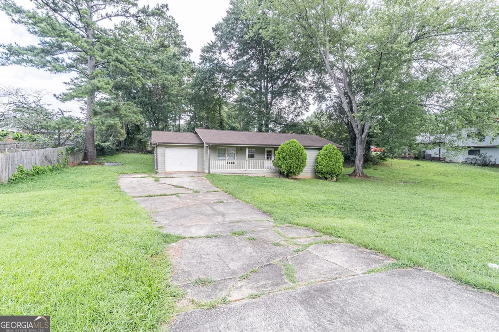 950 Doeskin DR NW Conyers, GA 30012