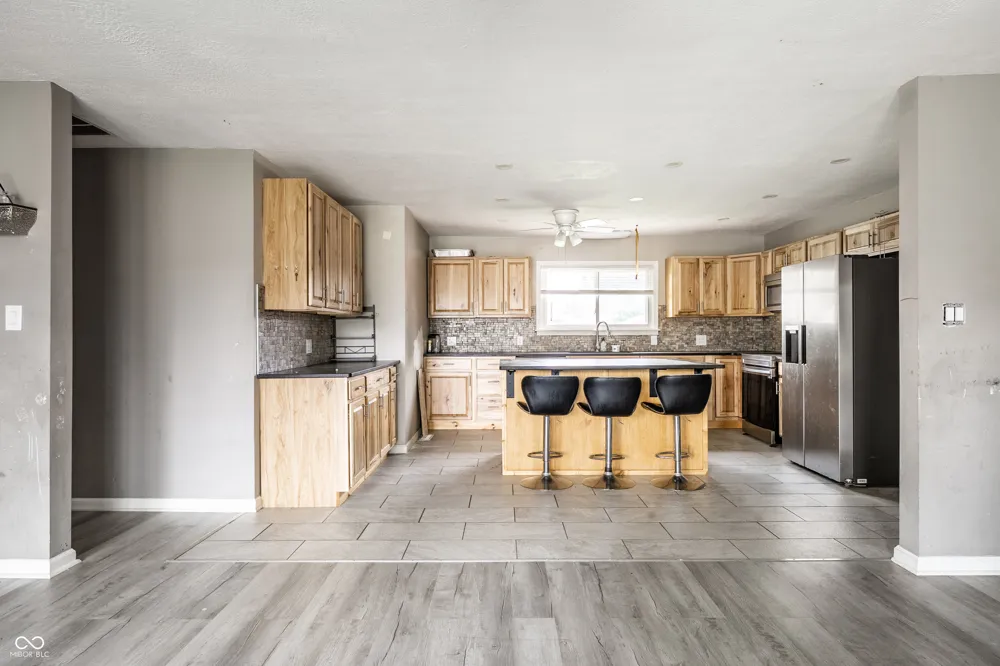 1015 Elizabeth Lane Terre Haute, IN 47802