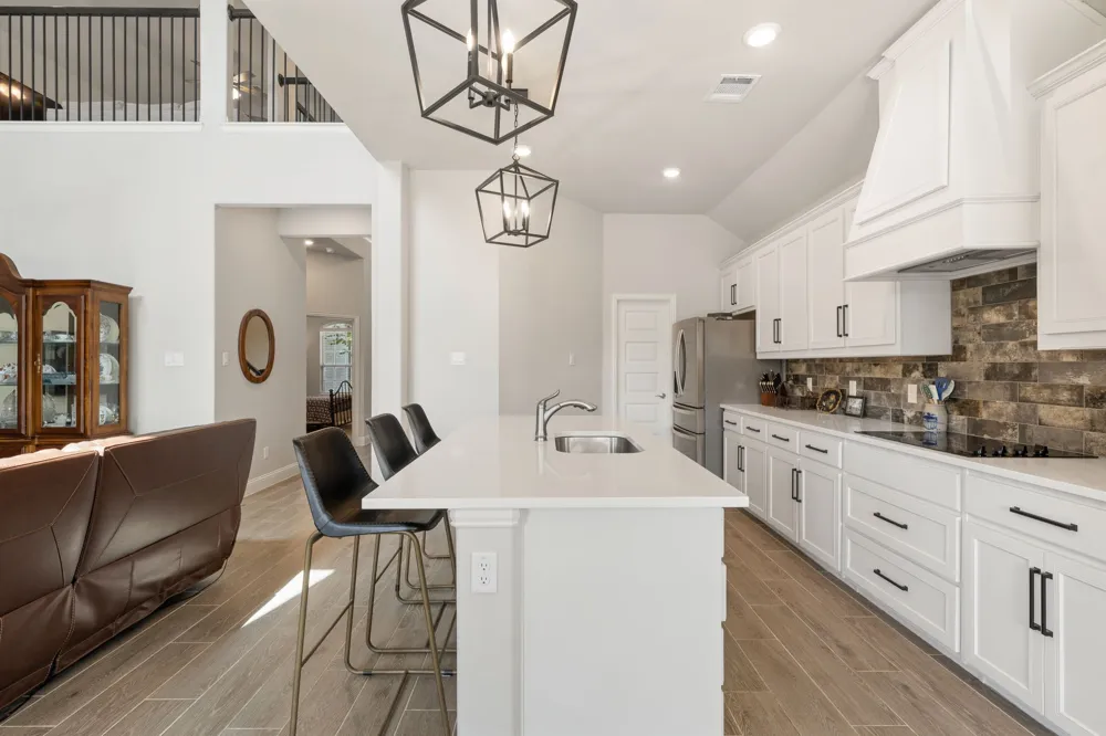 360 Crystal Lake Lane Red Oak, TX 75154