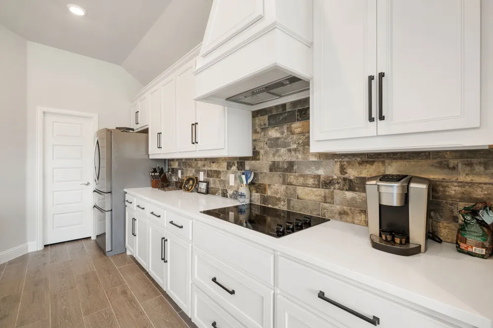 360 Crystal Lake Lane Red Oak, TX 75154