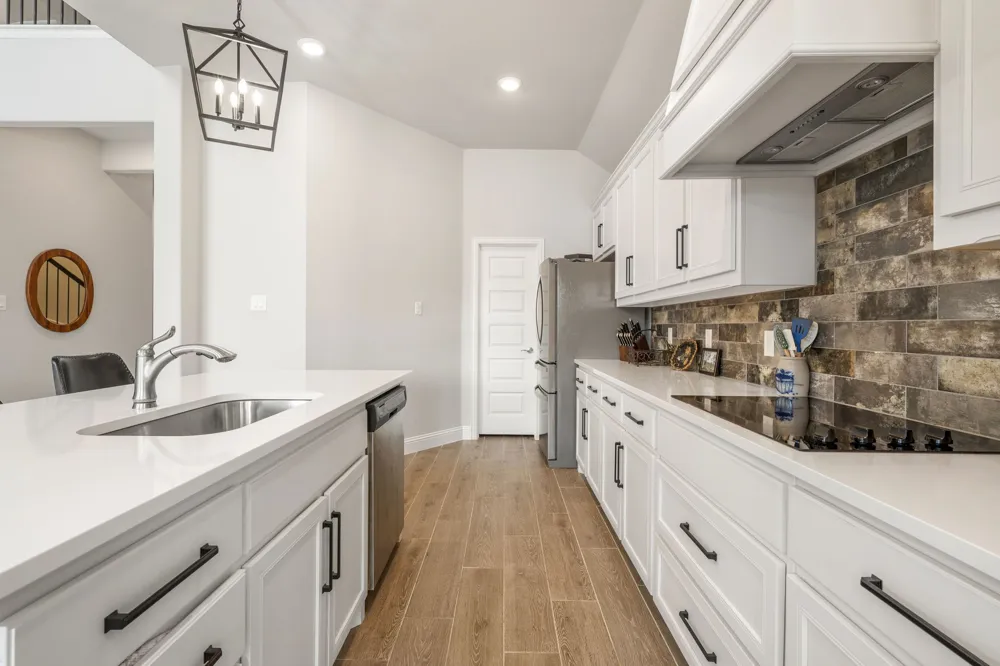 360 Crystal Lake Lane Red Oak, TX 75154