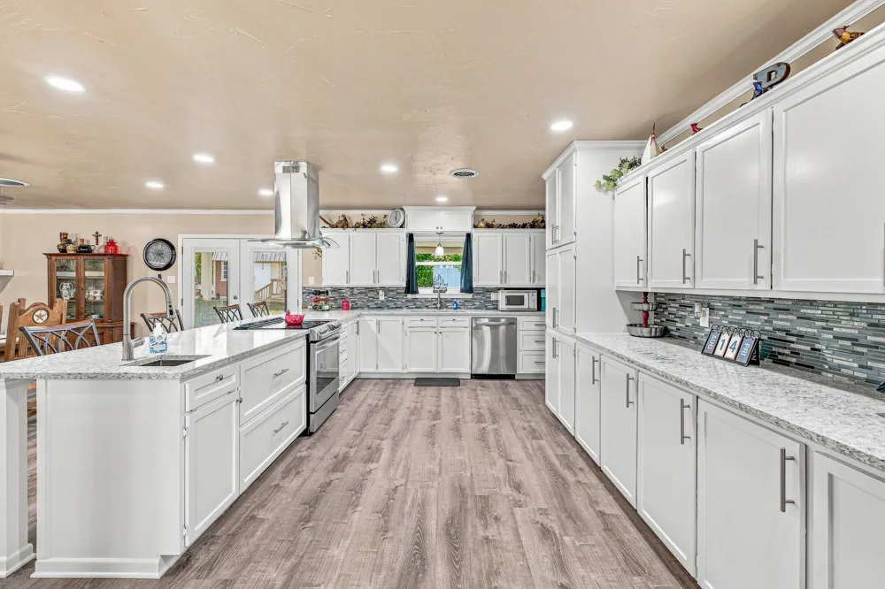 816 S Texas Street De Leon, TX 76444