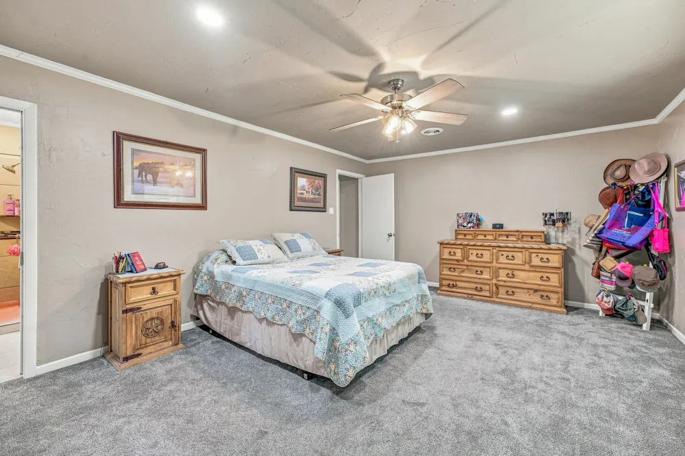 816 S Texas Street De Leon, TX 76444